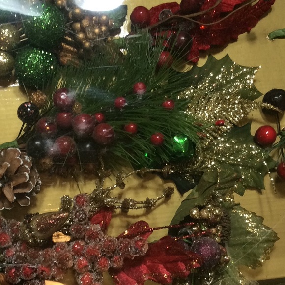 Gift Glitz Decorative Gift Wrap Accents & Ribbons - Picture 2 of 6